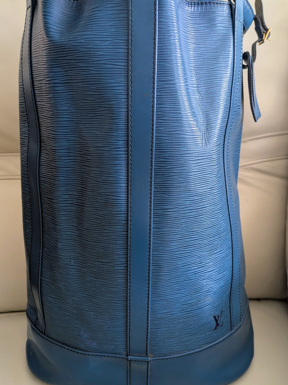 Louis Vuitton LV Randonnee Toledo Blue Epi Leather Duffle Bag Vintage Authentic